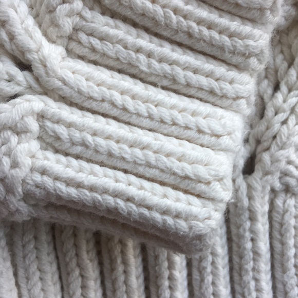 Tommy Hilfiger cropped knit sweater - Picture 5 of 5